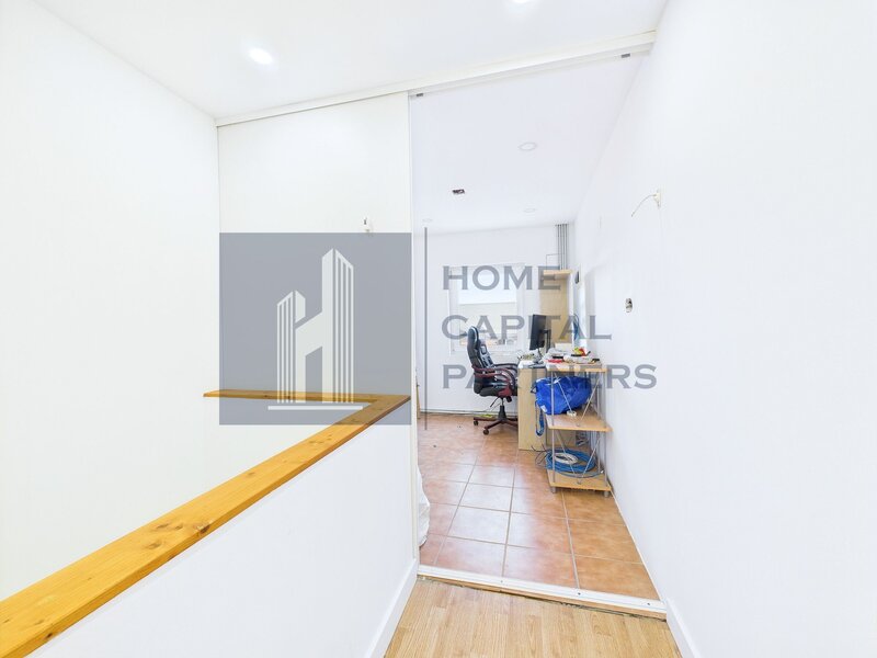 Domnesti, spatiu de joaca pentru copii, curte 1.000 mp.