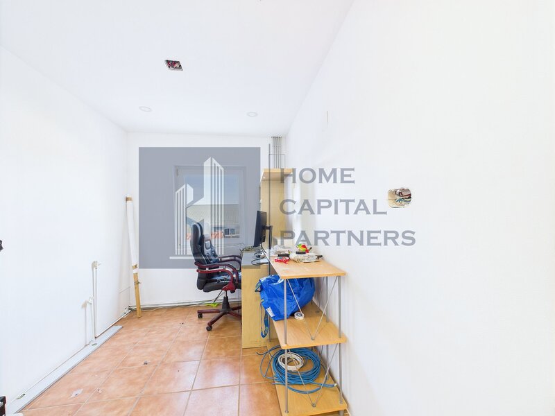 Domnesti, spatiu de joaca pentru copii, curte 1.000 mp.