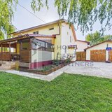 Domnesti, spatiu de joaca pentru copii, curte 1.000 mp